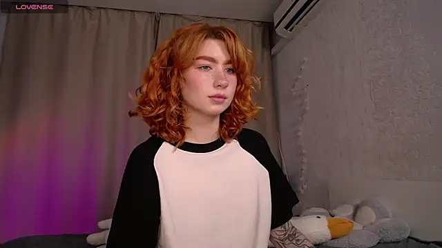 Snapshot of Evaa_Moonn_ chatting on October 2025 05:40:01 AM Evaa Moonn  online show from October 2025 05:40:01 AM