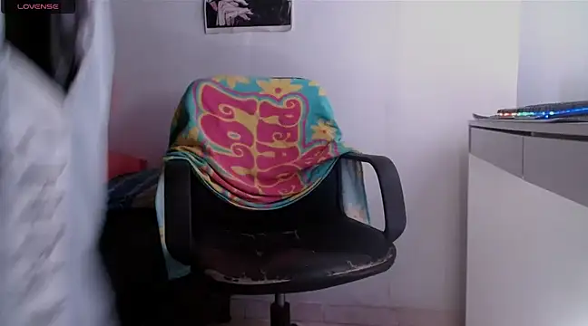 deividcloud36 online show from February 2025 06:17:02 AM