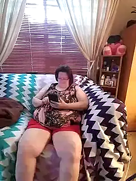 Snapshot of Bayou_Woman68 chatting on June 2026 02:43:01 PM Bayou Woman68 online show from June 2026 02:43:01 PM