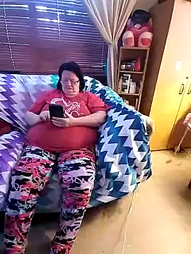 Snapshot of Bayou_Woman68 chatting on July 2026 11:37:02 PM Bayou Woman68 online show from July 2026 11:37:02 PM