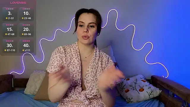 Aisha Riley online show from March 2025 03:07:01 PM