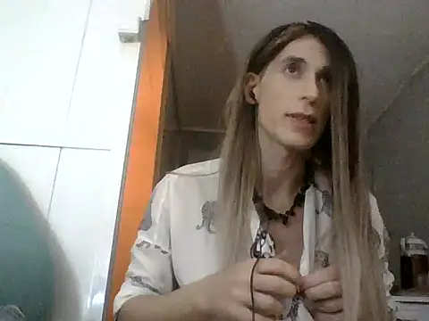 Snapshot of VanillaSeXy chatting on September 2025 09:26:01 PM VanillaSeXy online show from September 2025 09:26:01 PM