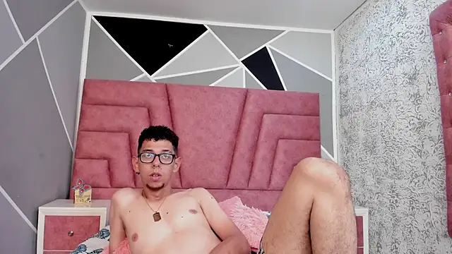 Derek and Skarlet online show from January 2025 04:45:01 PM