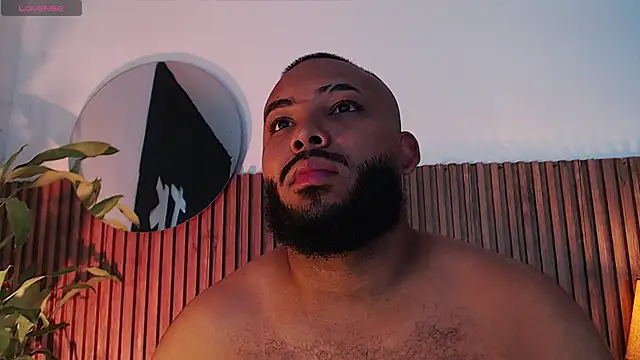 Snapshot of DilanJonnes_ chatting on November 2025 09:05:02 PM DilanJonnes online show from November 2025 09:05:02 PM