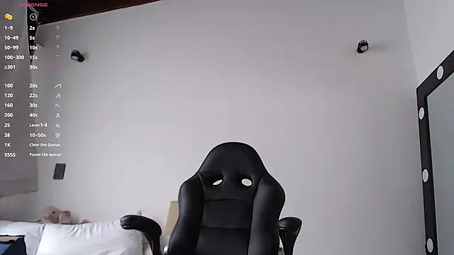 DilanJonnes  online show from March 2026 07:13:02 PM