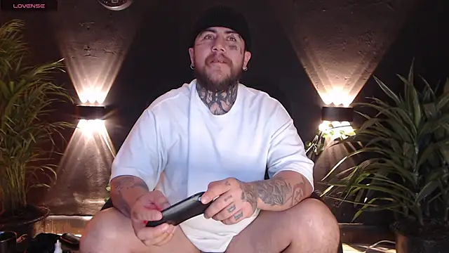 Ash gusbig online show from January 2025 02:33:01 AM