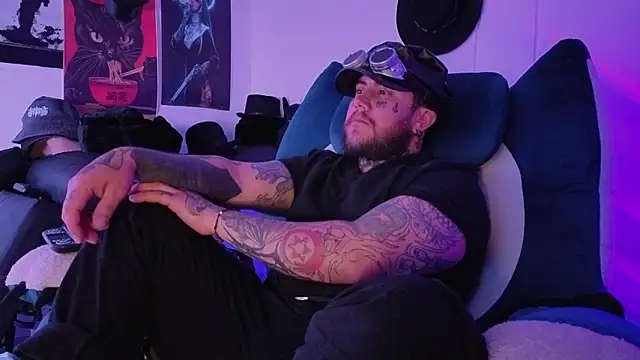 Ash gusbig online show from February 2026 03:00:02 AM