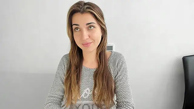 Summmmersky online show from February 2025 11:35:02 AM