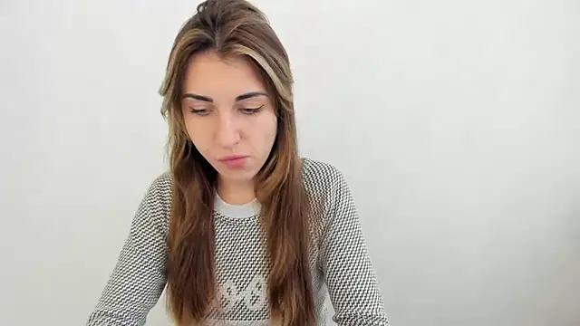 Summmmersky online show from March 2025 02:32:01 PM