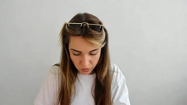 Summmmersky online show from March 2025 12:06:02 PM