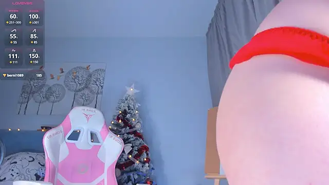 JennyWoody online show from December 2024 02:32:01 PM