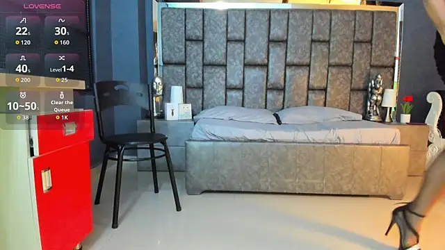 Snapshot of Matureyulyet chatting on October 2025 09:24:01 PM Matureyulyet online show from October 2025 09:24:01 PM