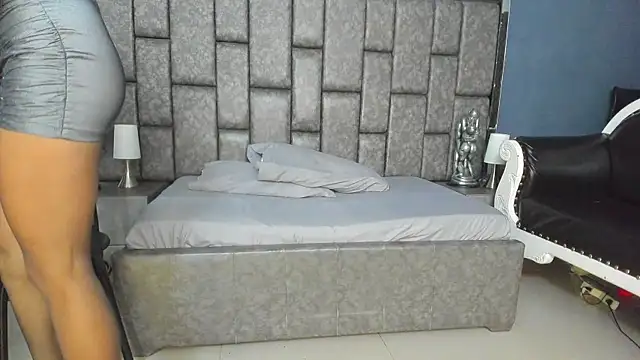 Snapshot of Matureyulyet chatting on October 2025 09:08:02 AM Matureyulyet online show from October 2025 09:08:02 AM