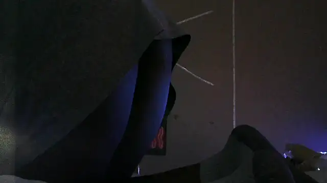 EbonyFetishQueen online show from November 2025 04:30:01 PM