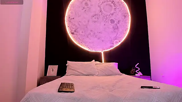 GinebraaFox  online show from March 2025 01:40:02 PM