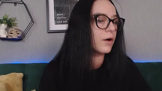 Snapshot of IzabelllNoir chatting on January 2025 08:54:02 AM IzabelllNoir online show from January 2025 08:54:02 AM