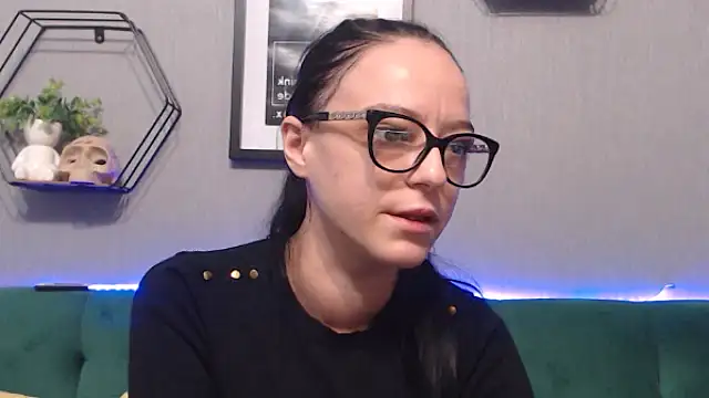 Snapshot of IzabelllNoir chatting on January 2025 08:55:01 AM IzabelllNoir online show from January 2025 08:55:01 AM