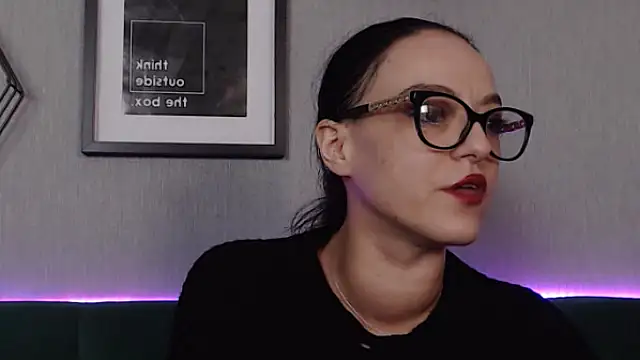 Snapshot of IzabelllNoir chatting on January 2025 10:06:01 AM IzabelllNoir online show from January 2025 10:06:01 AM