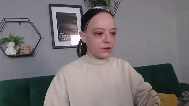 Snapshot of IzabelllNoir chatting on February 2025 08:38:01 AM IzabelllNoir online show from February 2025 08:38:01 AM