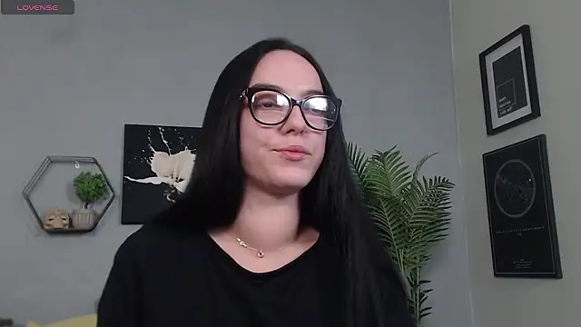 IzabelllNoir online show from April 2026 07:17:02 AM