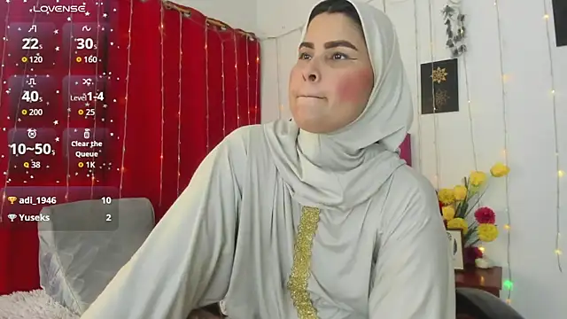 Snapshot of AishaAmin_ chatting on May 2026 04:04:02 PM AishaAmin online show from May 2026 04:04:02 PM