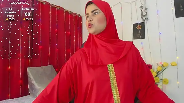 Snapshot of AishaAmin_ chatting on May 2026 12:11:01 PM AishaAmin online show from May 2026 12:11:01 PM