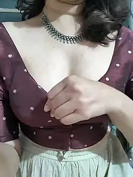 Brown Maxi online show from December 2024 01:44:01 PM