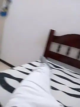 maikinhopL online show from January 2025 05:09:01 AM