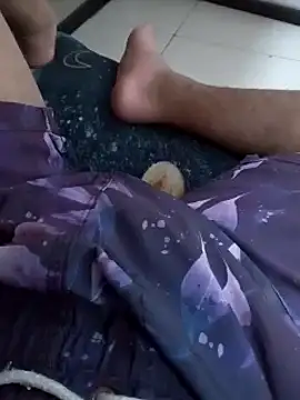 maikinhopL online show from November 2025 03:12:02 AM