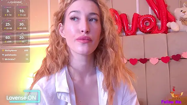 Snapshot of SerenaBennet chatting on February 2025 10:25:01 PM SerenaBennet online show from February 2025 10:25:01 PM