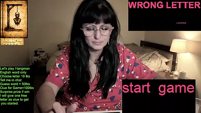 YourDreamLoverr online show from April 2026 12:49:02 AM