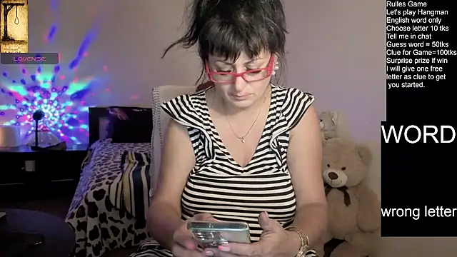 YourDreamLoverr online show from July 2026 11:18:02 PM