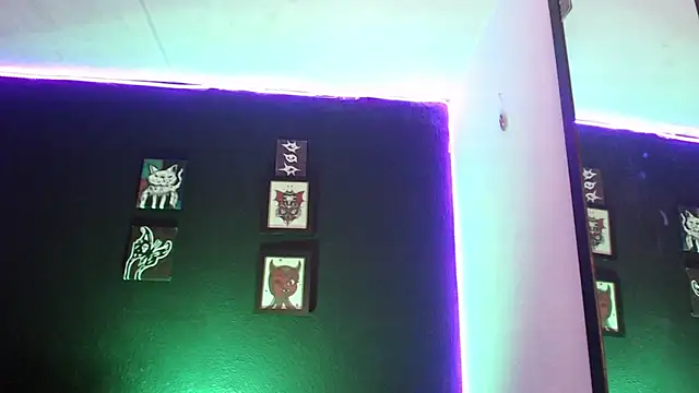 Snapshot of niakat_ chatting on December 2024 04:38:01 PM niakat  online show from December 2024 04:38:01 PM