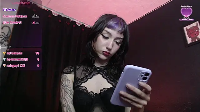 Snapshot of niakat_ chatting on February 2025 02:19:01 AM niakat  online show from February 2025 02:19:01 AM