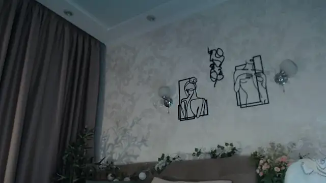 Emilly angel online show from March 2026 07:09:01 PM