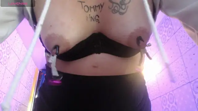 Snapshot of vitoria23_ chatting on March 2025 04:13:02 PM vitoria23 online show from March 2025 04:13:02 PM