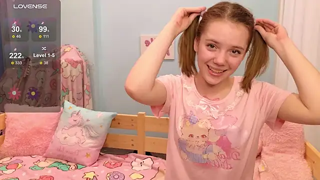 Snapshot of PrincessLittleKiki chatting on October 2025 08:38:01 AM PrincessLittleKiki online show from October 2025 08:38:01 AM