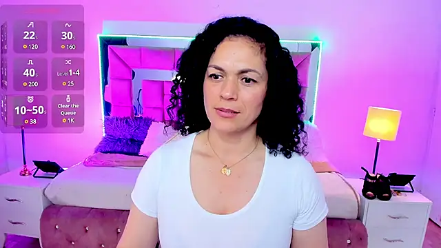 Aliciia cute1 online show from February 2025 09:52:02 PM