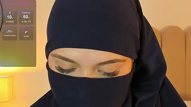 Snapshot of anna-henao chatting on December 2024 07:27:02 PM anna-henao online show from December 2024 07:27:02 PM