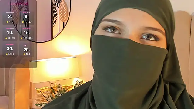 Snapshot of anna-henao chatting on January 2025 03:29:01 PM anna-henao online show from January 2025 03:29:01 PM