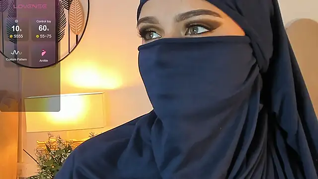 Snapshot of anna-henao chatting on February 2025 01:06:01 PM anna-henao online show from February 2025 01:06:01 PM