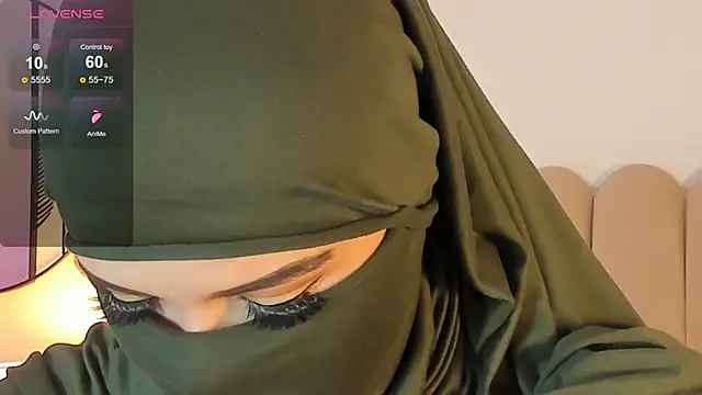 Snapshot of anna-henao chatting on March 2025 02:01:02 PM anna-henao online show from March 2025 02:01:02 PM