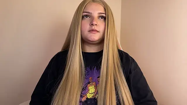 Snapshot of SweetPaige_ chatting on January 2025 08:47:02 PM SweetPaige online show from January 2025 08:47:02 PM