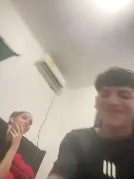 Snapshot of harry_lia_ chatting on December 2024 10:56:02 PM harry lia  online show from December 2024 10:56:02 PM