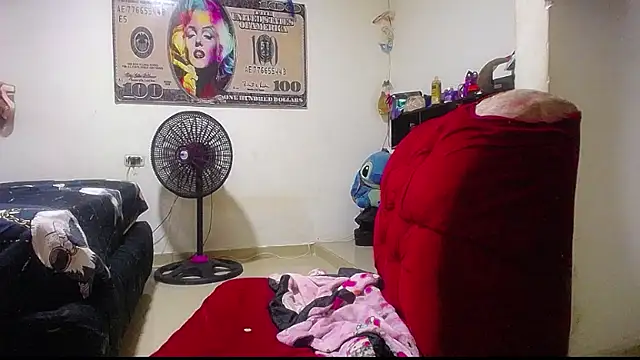 Snapshot of harry_lia_ chatting on September 2025 06:41:02 PM harry lia  online show from September 2025 06:41:02 PM