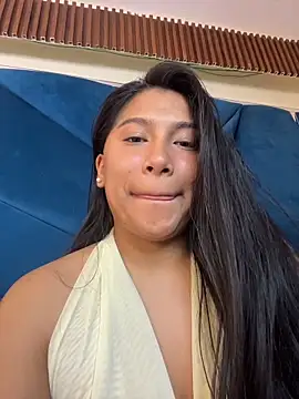 LinnaGardenia online show from February 2026 01:37:01 AM