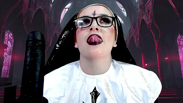 helenas fantasy online show from December 2024 02:28:01 AM