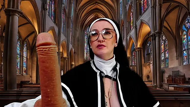 helenas fantasy online show from February 2025 01:45:01 AM