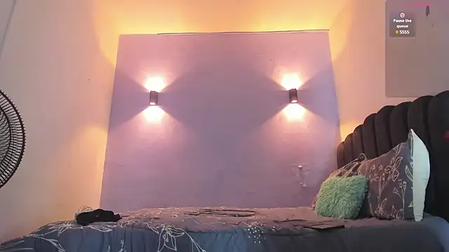 Sofia Clauss  online show from March 2025 09:31:02 AM