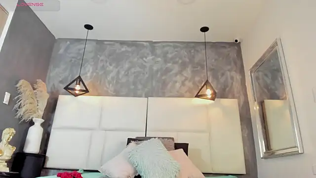 Sofia Clauss  online show from July 2026 04:16:01 AM